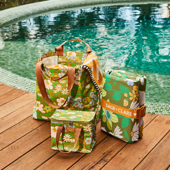 Amazon.com: Green Sage School Backpack for Kids Boy Girls Eucalyptus Leaf  School Bag Daypack Spring Floral Laptop Bookbags Camping Travel Outdoor  Shoulder Bag One Size : Electronics